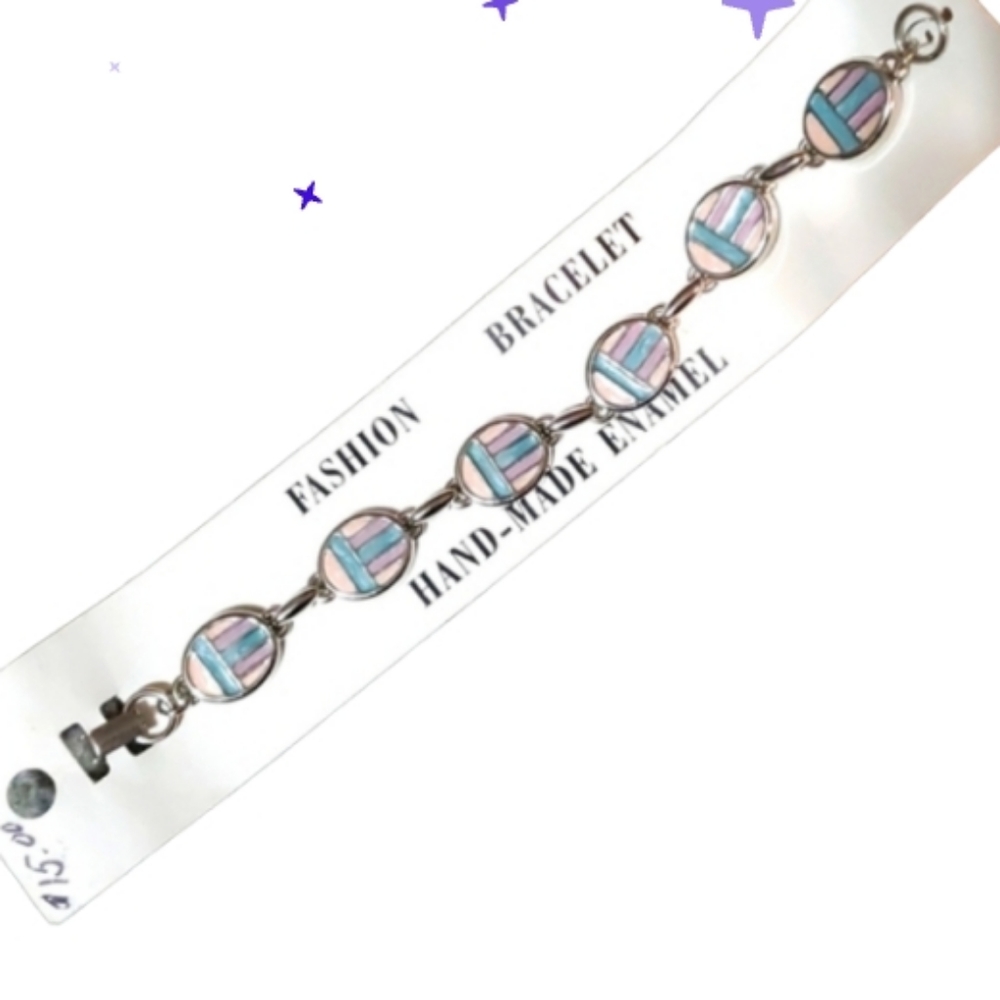 Pretty pearly pastel new enamel silvertoned link bracelet